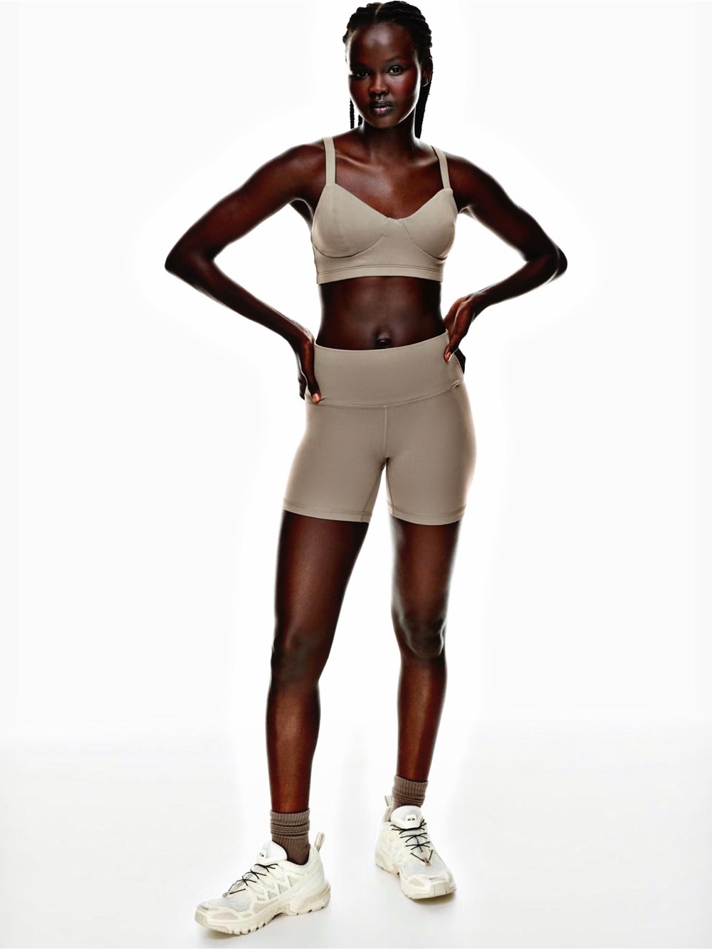 Aritzia TnAction Boost Bra + Cheeky 3in Butter Shorts in Turner Taupe XS SET NWT
